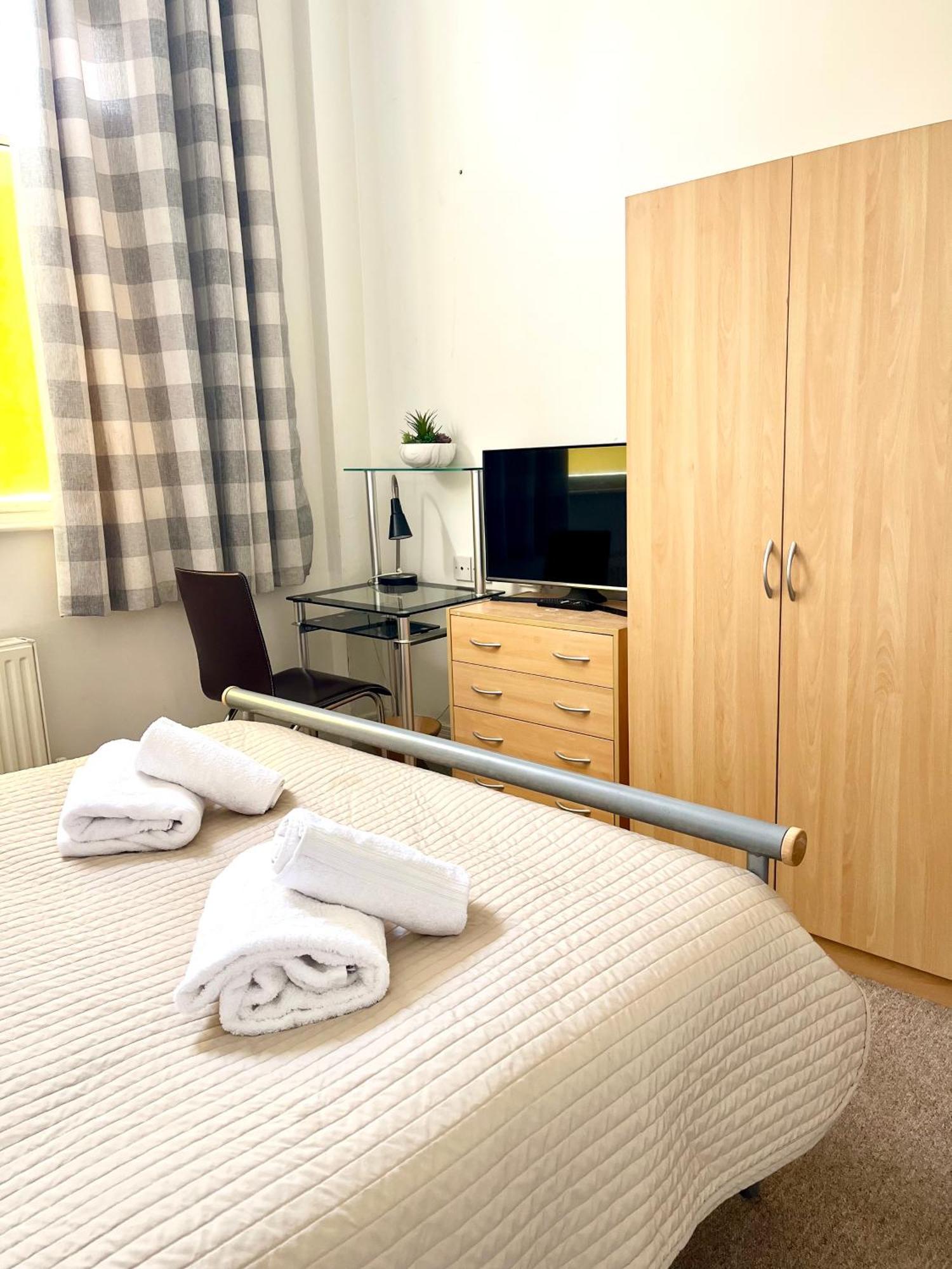 Ambrose Apartments Cheltenham Kültér fotó